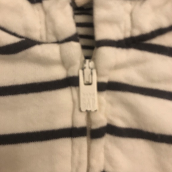 Baby Gap Striped Hoodie - Picture 5 of 5